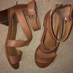Steve Madden cognac tan block heels size 9.5